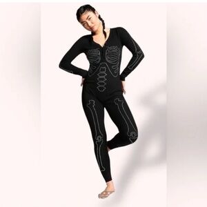 PINK‎ Victoria’s Secret Black Skeleton Diamante Thermal Long Onesie large
